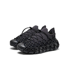 Women's UNEEK 360 Sneaker