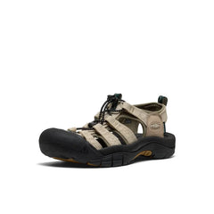 Women's Newport Retro Sandal x Gramicci