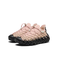 Women's UNEEK 360 Sneaker