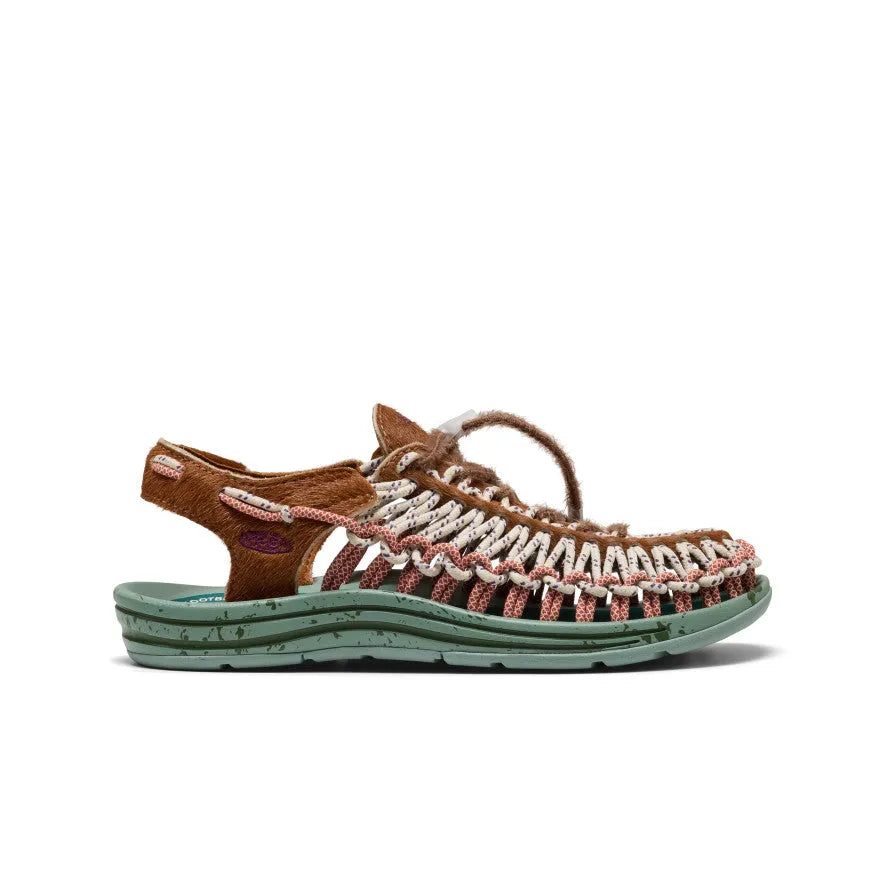 All Gender UNEEK Leather Sneaker