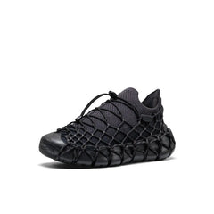 Women's UNEEK 360 Sneaker